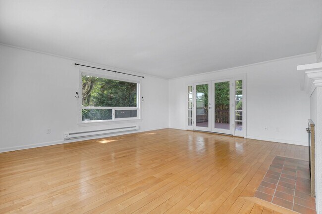 Building Photo - 3bd/1.75ba Seattle House