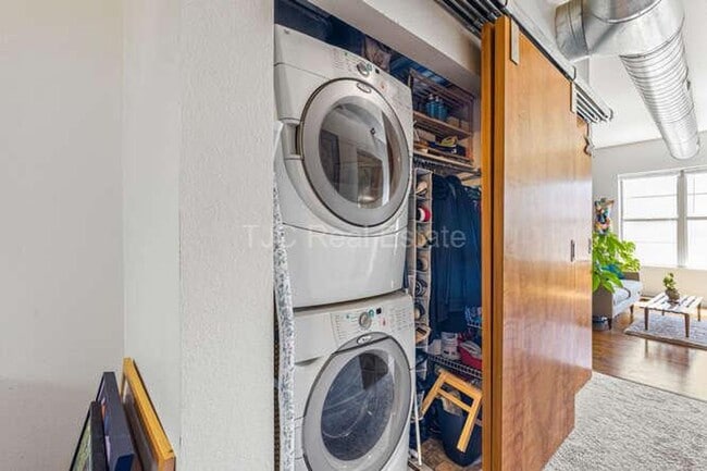 Building Photo - 7700 E 29th Ave