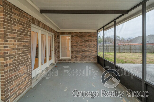 Building Photo - 6928 Cherry Creek Dr