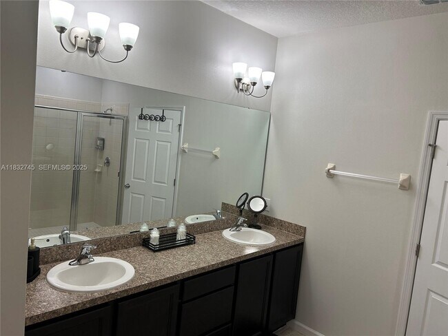 Building Photo - 2890 Jupiter