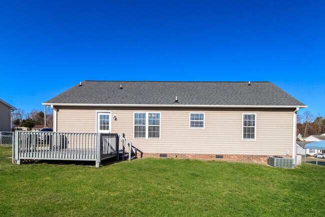 Building Photo - 12 Buck Forest Ln