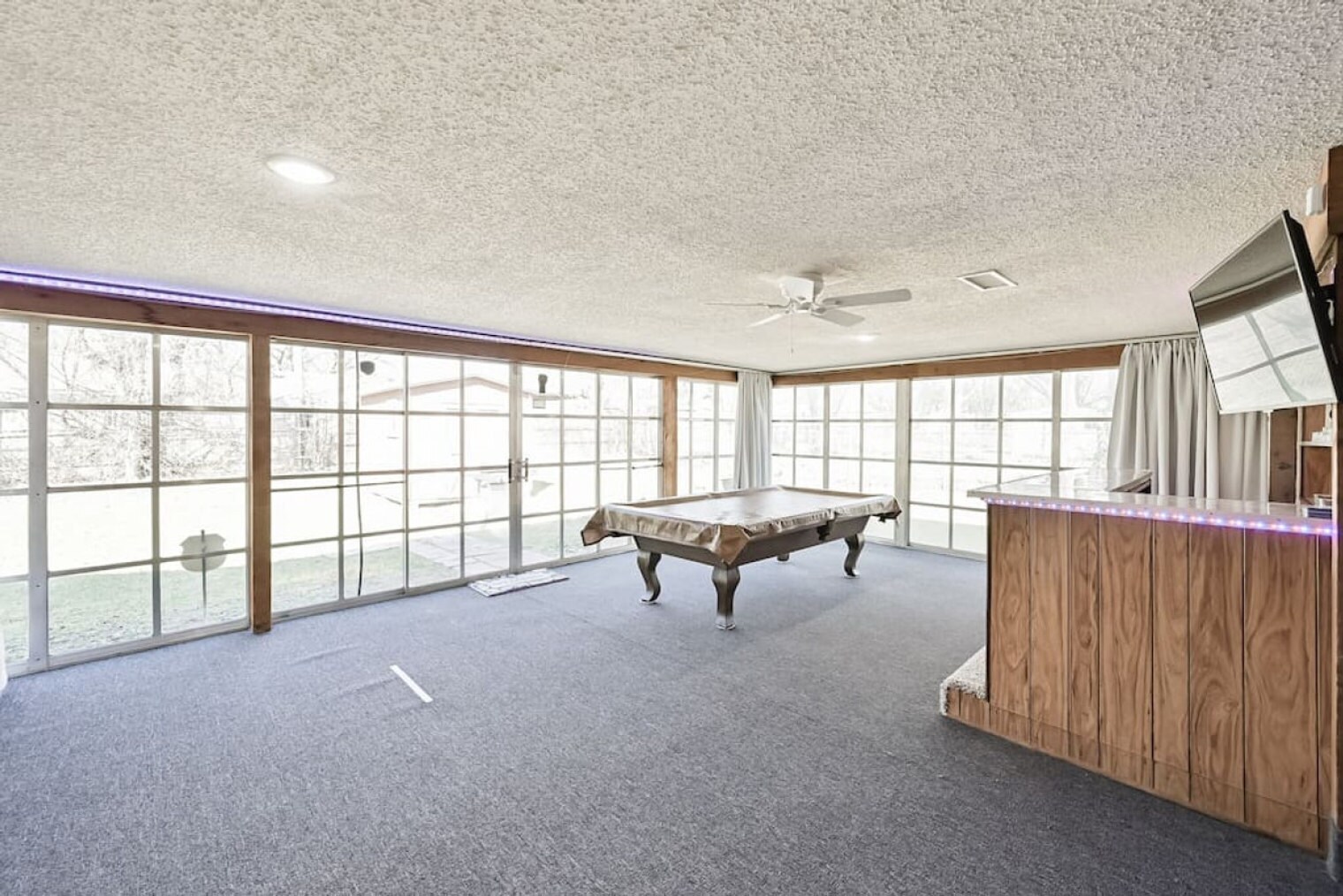 Building Photo - 1712 Meadowlane Terrace