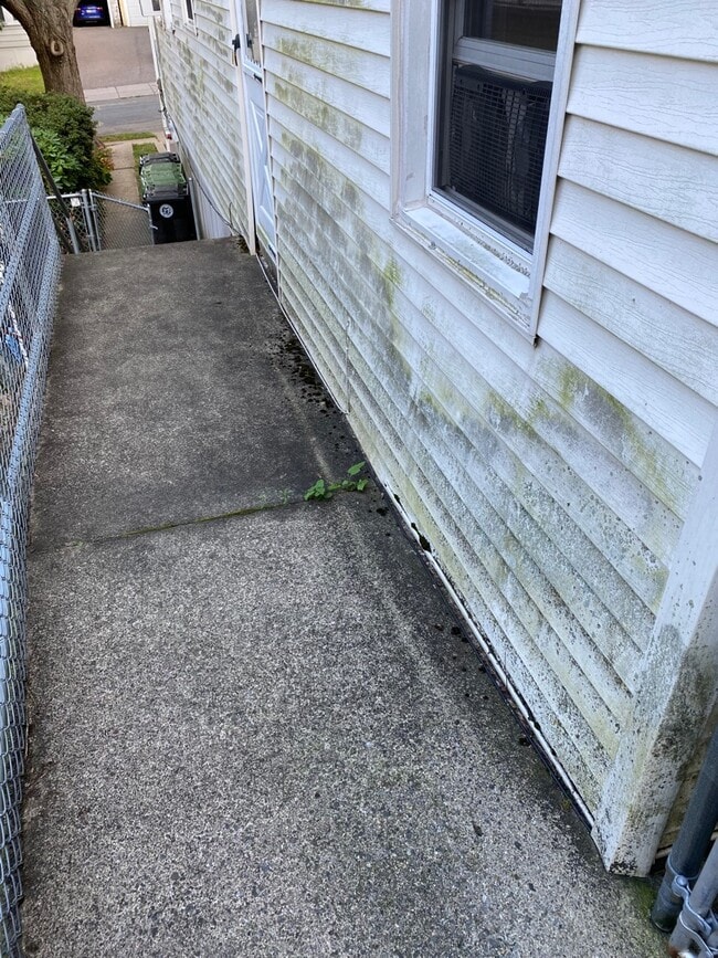 Building Photo - 43-45 Hall Avenue - 45