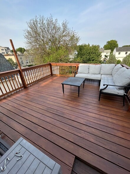 Building Photo - 31 Franklin Ave