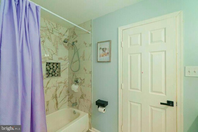 Building Photo - 1761 Wheyfield Dr