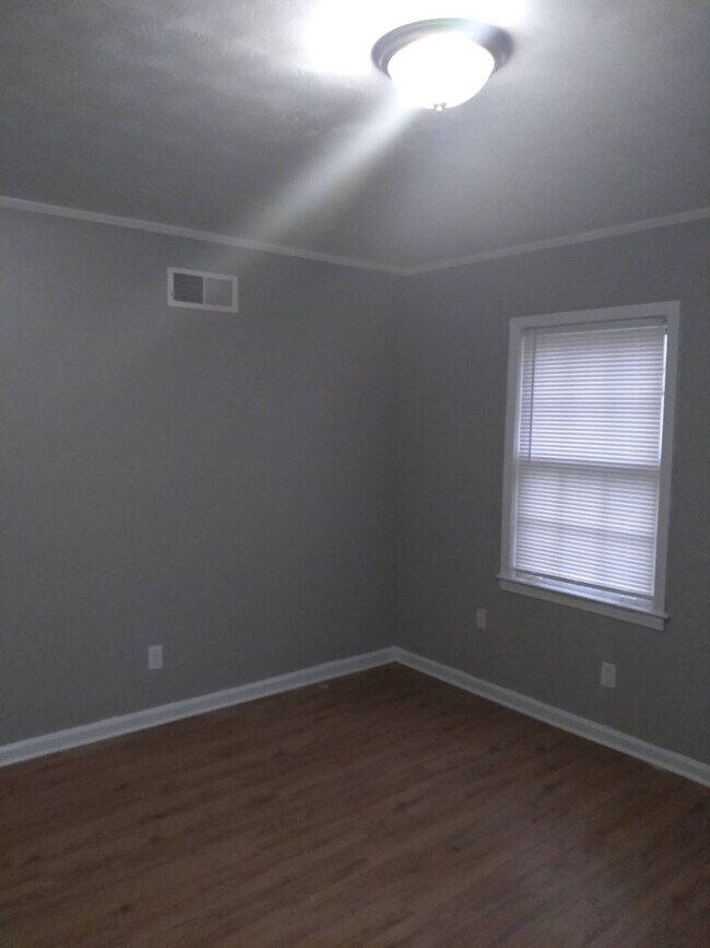 Building Photo - 3804 Joest Dr