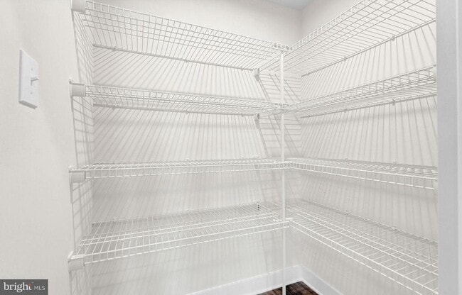 Building Photo - 66 SPYGLASS HILL Dr