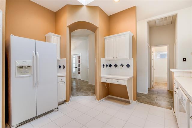 Building Photo - 5120 China Berry Dr