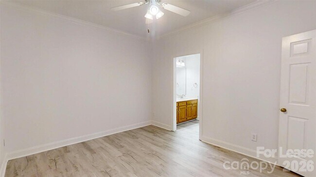 Building Photo - 6299 Pansy Trl