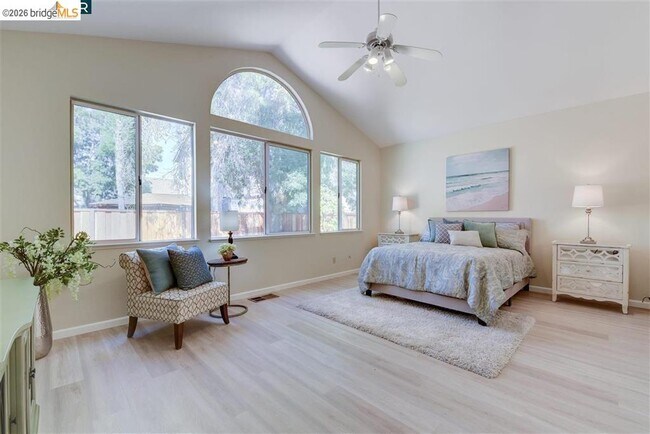 Building Photo - 2436 Pismo Ct