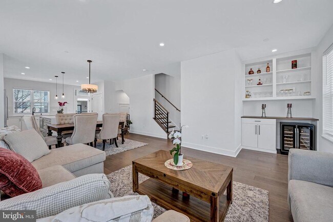 Building Photo - 1249 Northside Park Blvd