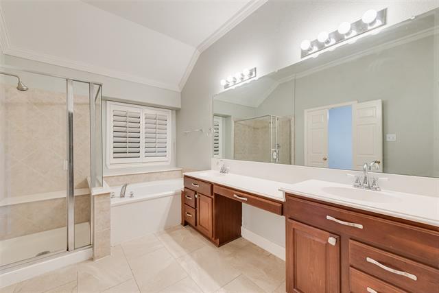 Building Photo - 5218 Hopewell Dr