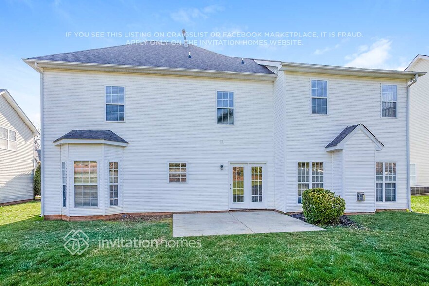 Building Photo - 4815 St Simons Terrace