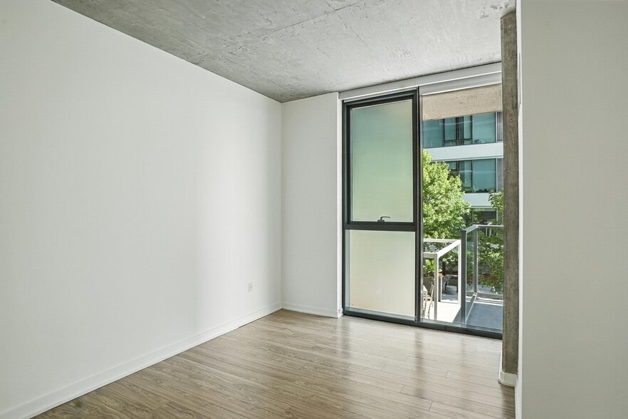 Building Photo - 1335 S Wabash Ave