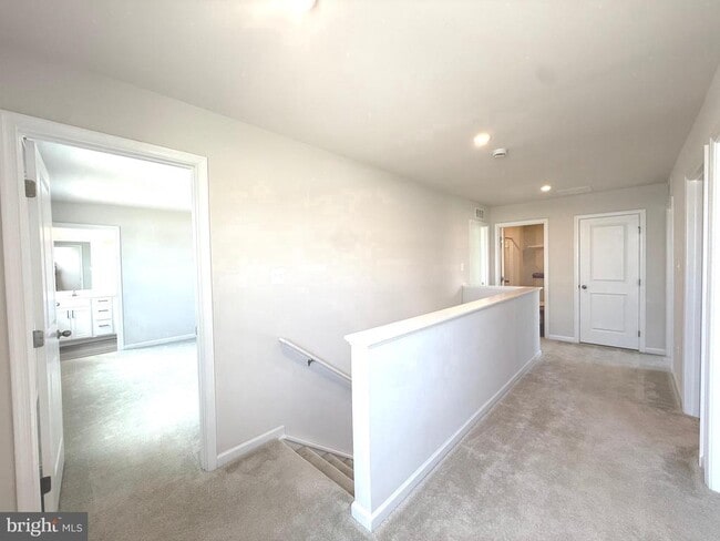 Building Photo - 365 Otero Ln