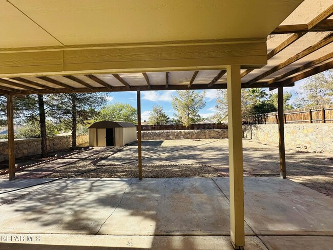 Building Photo - 1449 Sara Danielle Pl