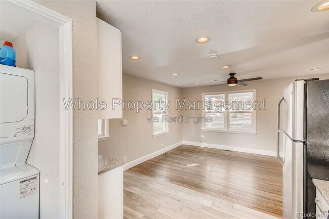 Building Photo - 1764 Oswego St