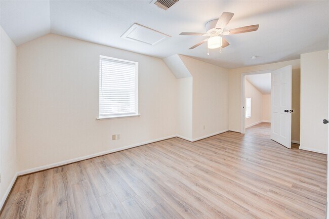 Building Photo - 630 Martin Luther King Rd