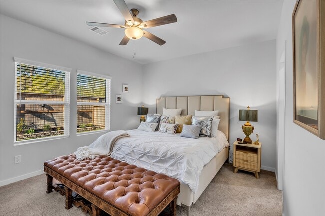 Building Photo - 7866 Alset Dr