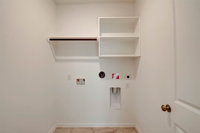 Building Photo - 2323 Green Kale Dr