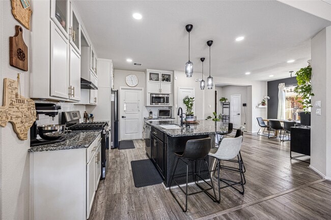 Building Photo - 20323 Rainflower Bay Ln