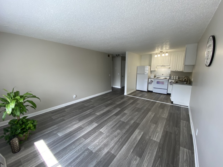 Building Photo - 1005 Hickory Hill Ln