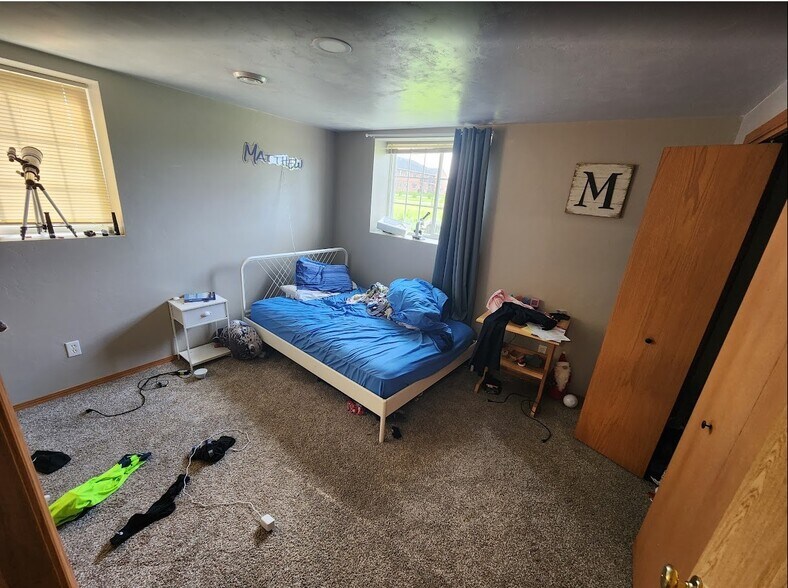 Building Photo - 917 Northwood Dr