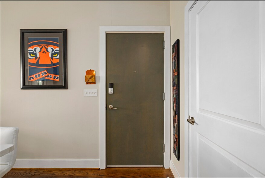 Building Photo - 2920 Georgia Ave NW