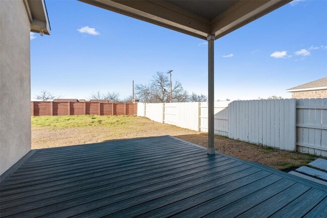 Building Photo - 1324 Chad Dr