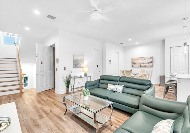 Building Photo - 15405 Gulf Blvd