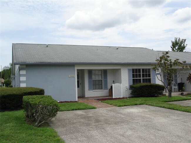 Building Photo - 2902 Bradley Ct