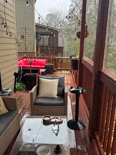 Building Photo - 206 Heights Ave