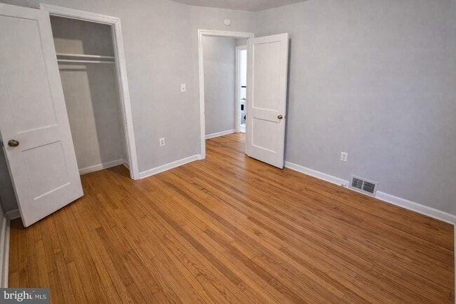 Building Photo - 9204 51st Ave