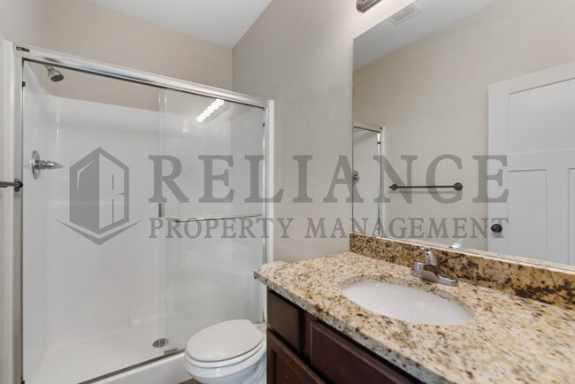 Building Photo - 914 W Onewood Pl