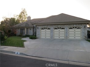 Building Photo - 713 Pamela Cir