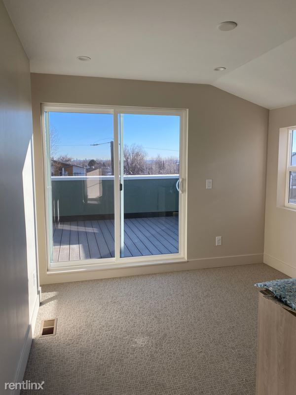 Building Photo - 2 br, 2.5 bath Townhome - 1348 Zenobia St