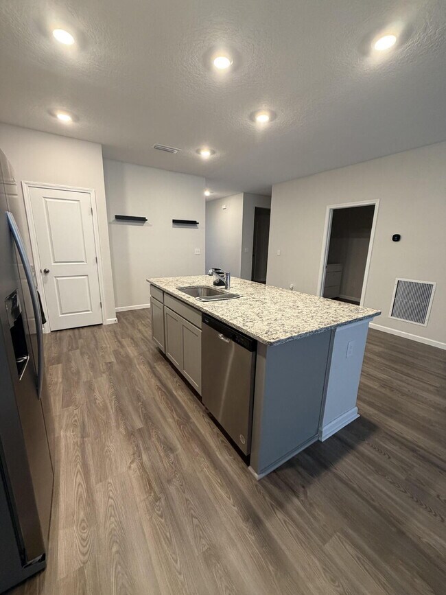Building Photo - Macadamia Lane for Rent
