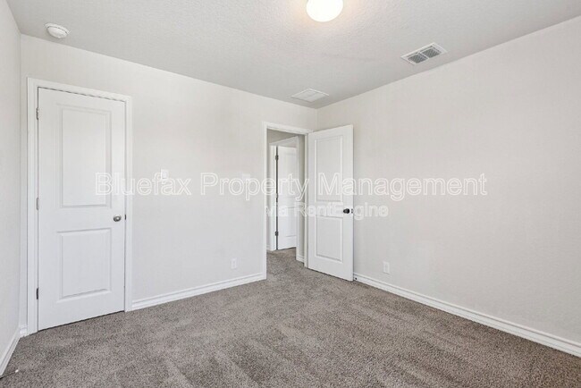 Building Photo - 4712 Paluxy Trl