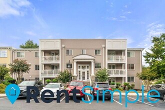 Building Photo - 4167 S Four Mile Run Dr