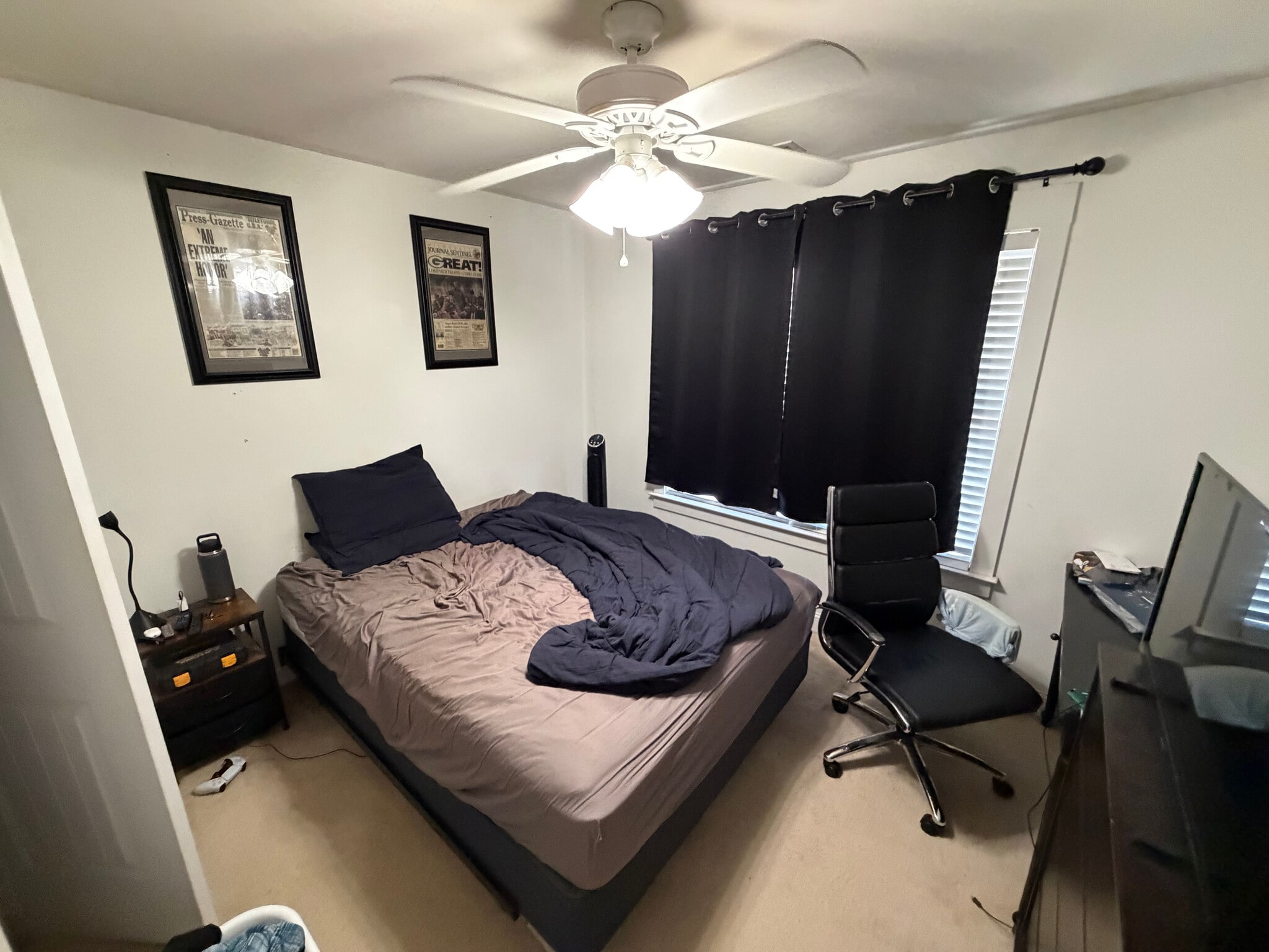 Building Photo - Room in House on Dubois Court