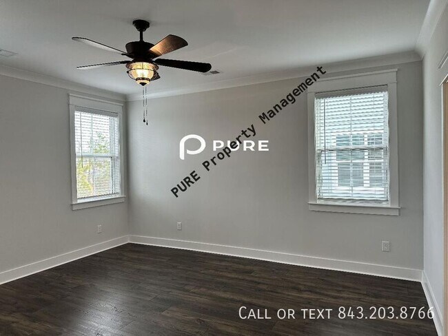 Building Photo - 610 Black Pine Rd
