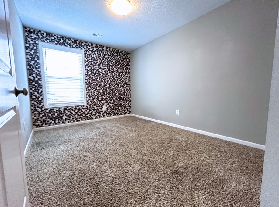 Building Photo - 711 Newport Pl