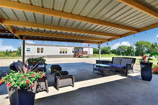 Building Photo - 838 Savage Rd