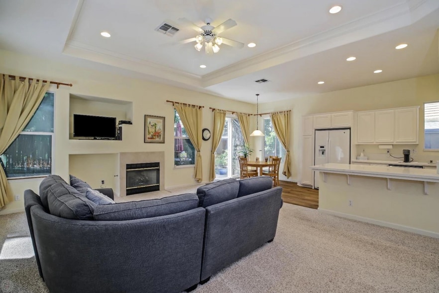 Building Photo - 4287 Windsong Dr