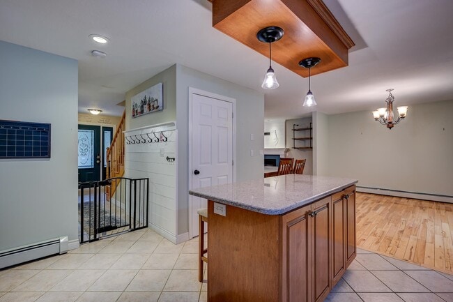 Building Photo - 28 Grachen Dr