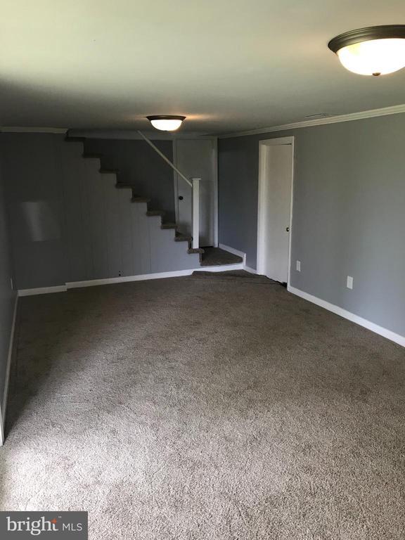 Building Photo - 45 Penn Ave