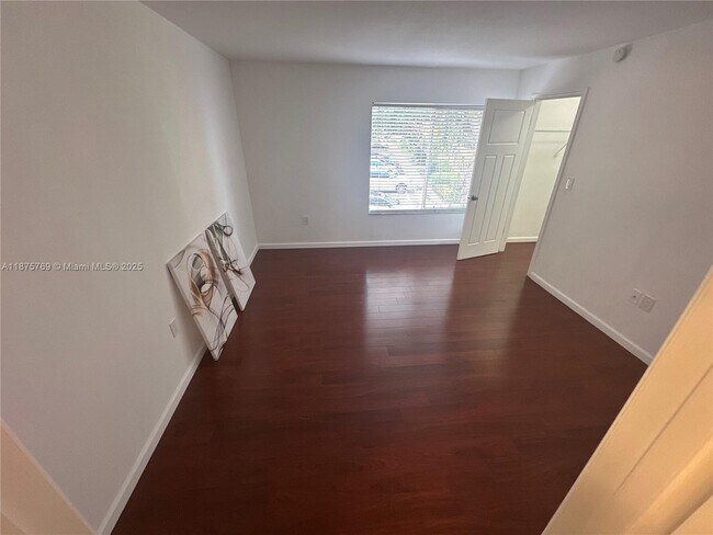Building Photo - 2341 NW 33rd St