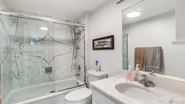 Building Photo - 1370 S Ocean Blvd