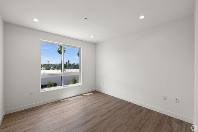 Building Photo - Beautiful one bedroom - 408