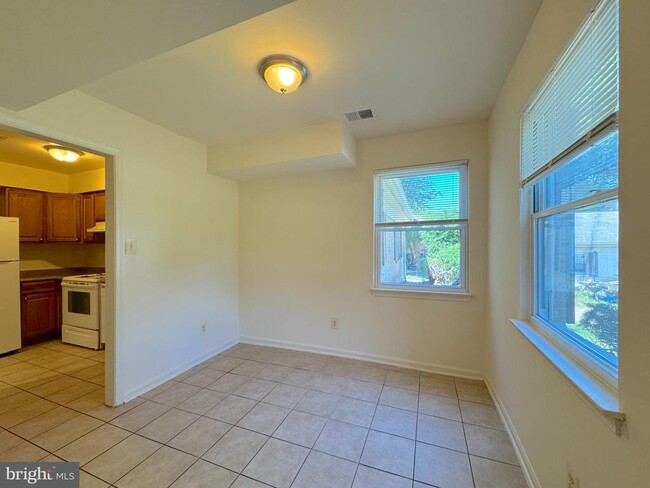 Building Photo - 9773 Hagel Cir